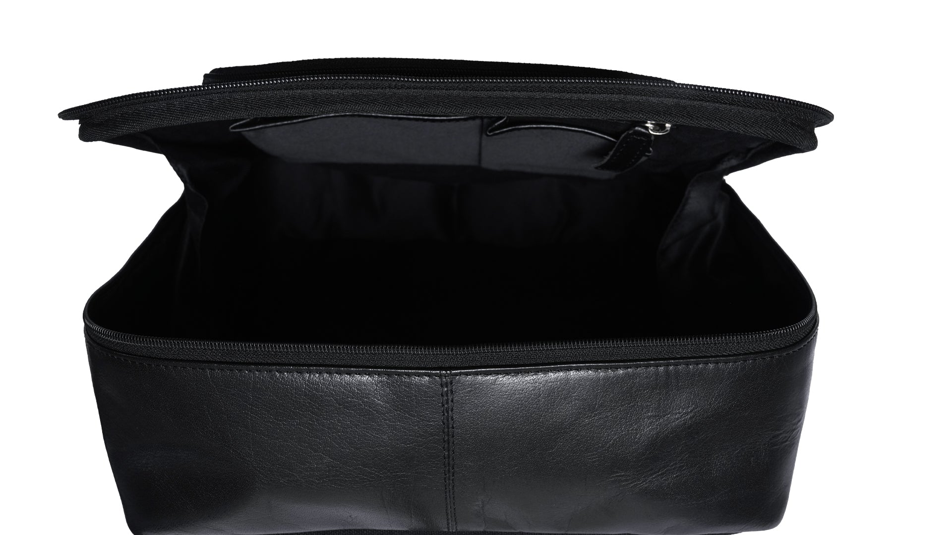 Lattari Leather Backpack – Where Elegance Meets Functionality M